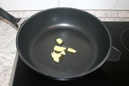 22 - Butterschmalz in Pfanne erhitzen / Heat up ghee in pan
