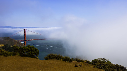 Fog over Golden Gate Bridge (607_2860-1)