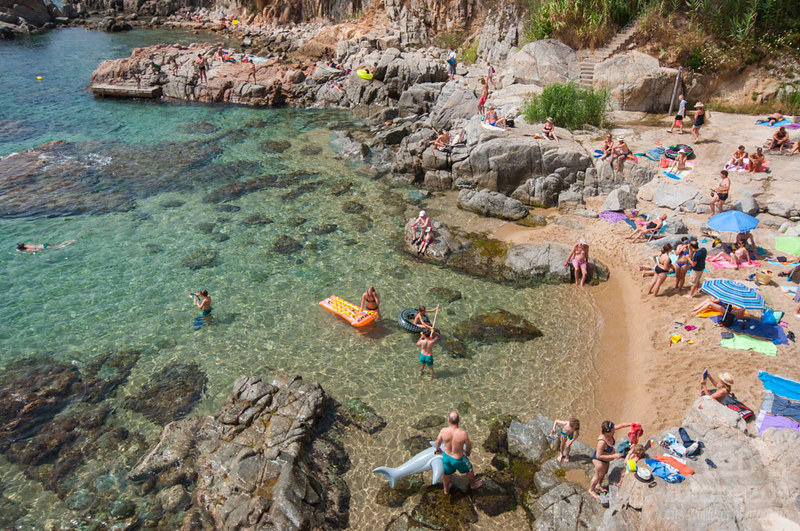 La playa de Sant Roc o Els Canyers en Calella de Palafrugell