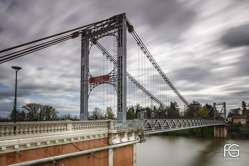 Pont suspendu de Villemur