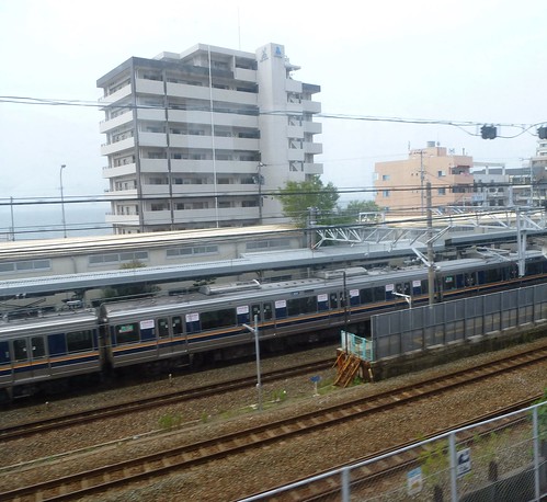 jp16-Kobe-Himeji-train (1)