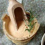 Focaccias with red lentil flour