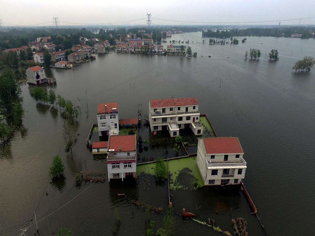 चीन में बाढ़