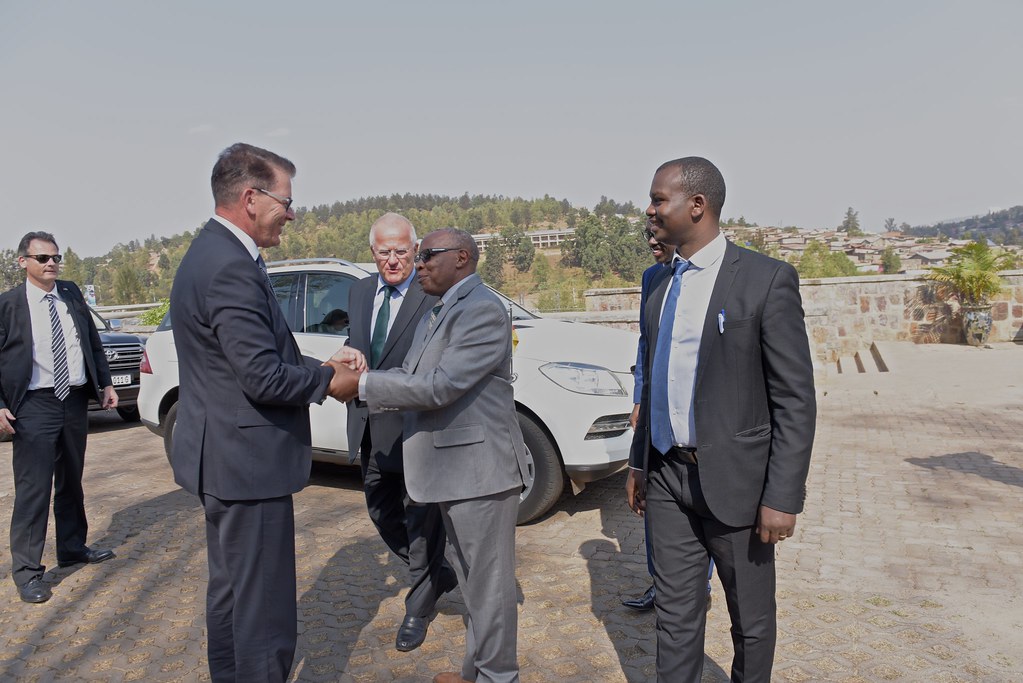 Dr Gerd Müller, German Federal Minister for Economic Cooperation and Development, visit to Kigali Genocide Memorial 