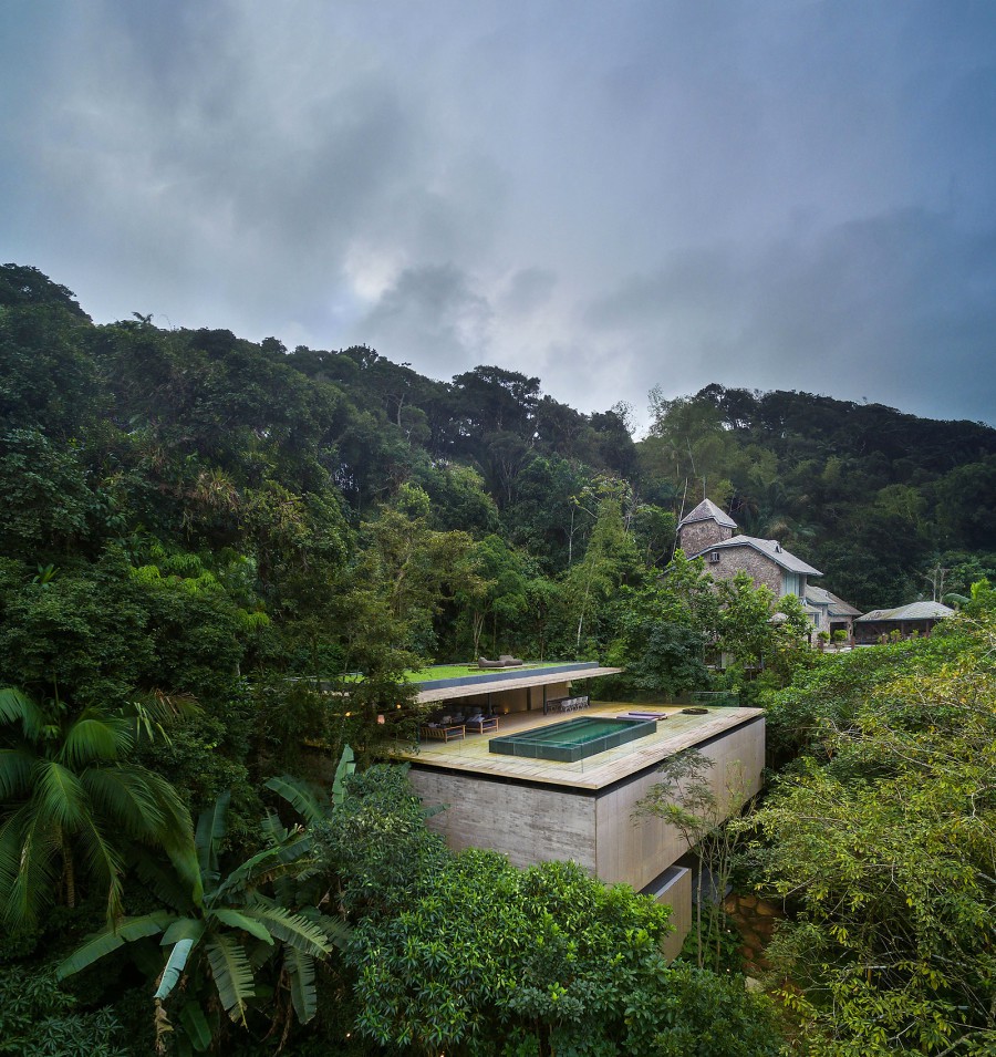 Дом в джунглях Бразилии. Проект Studio MK27