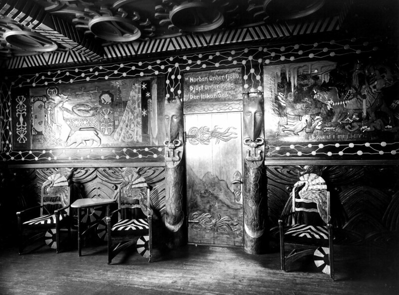 Gerhard Munthe - Fairy-tale Room in the hotel at Holmenkollen, (photo 2) 1901-05
